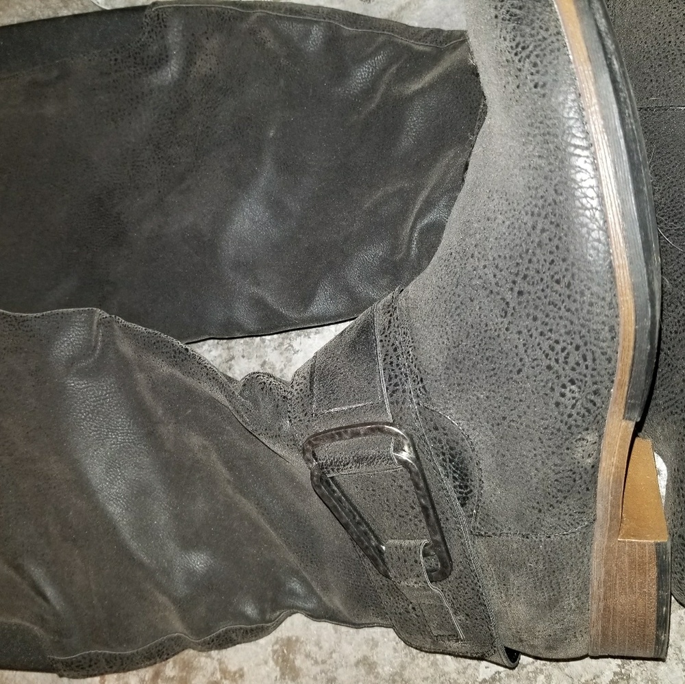 Black boots